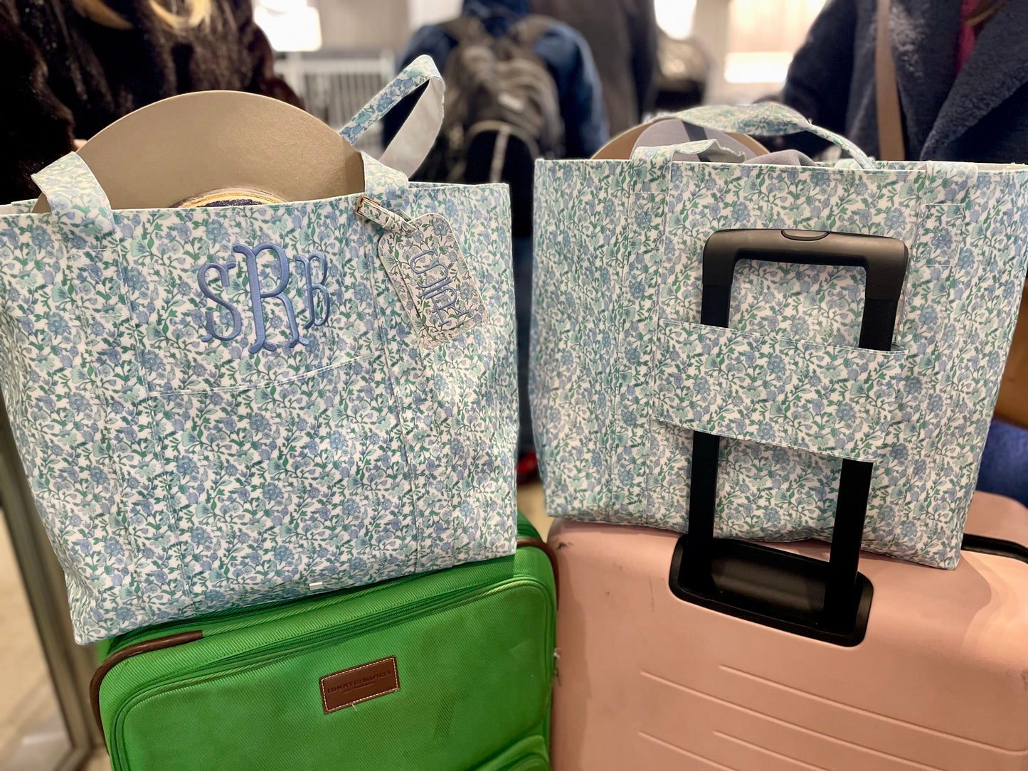 TRVL Jumbo Tote