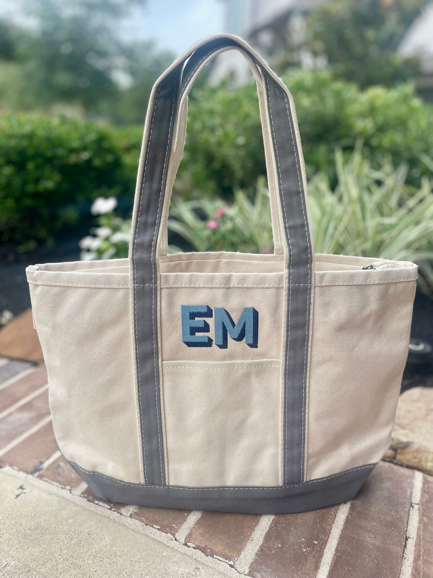 Teacher Canvas Tote with Class Signatures